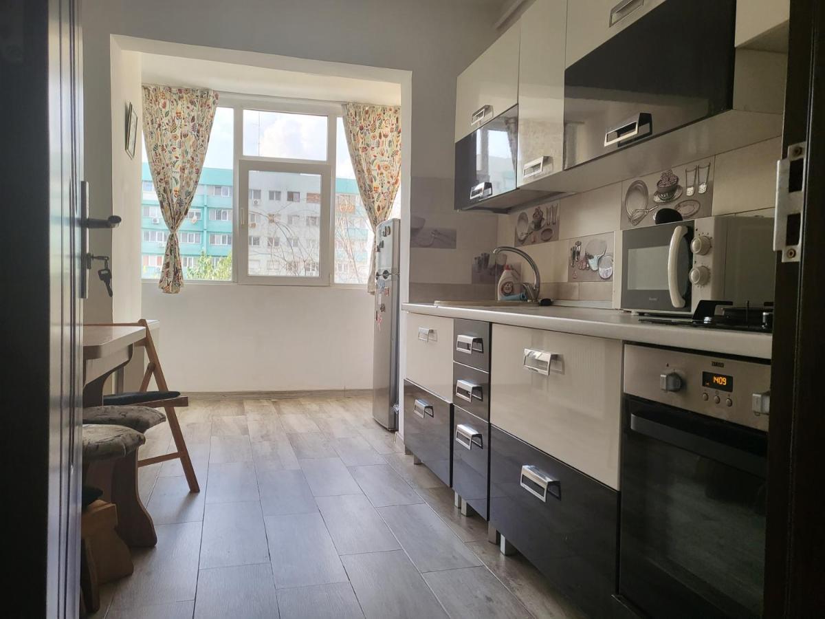 Apartament Cu 3 Camere Chiar In Inima Capitalei Bucureşti Eksteriør bilde