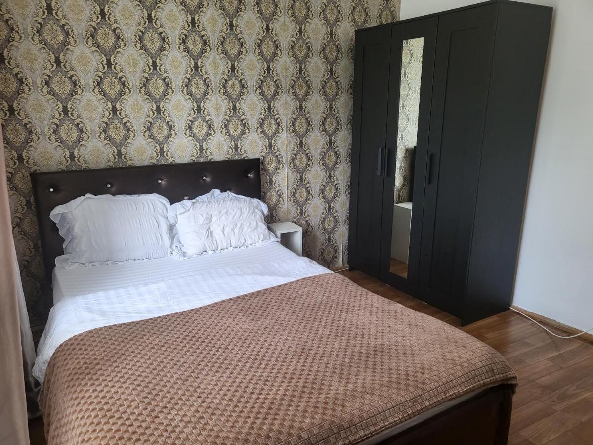 Apartament Cu 3 Camere Chiar In Inima Capitalei Bucureşti Eksteriør bilde
